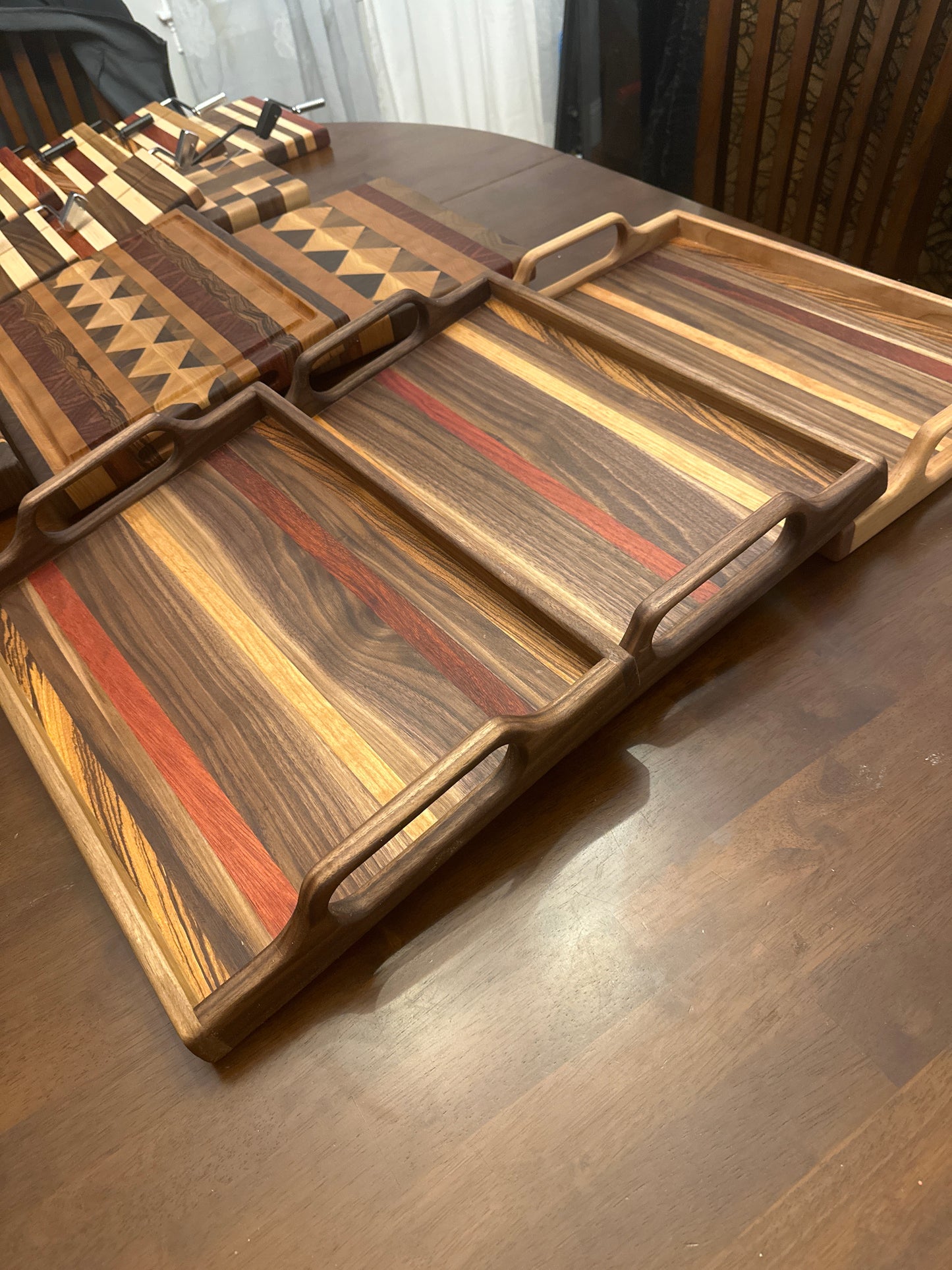 Serving tray